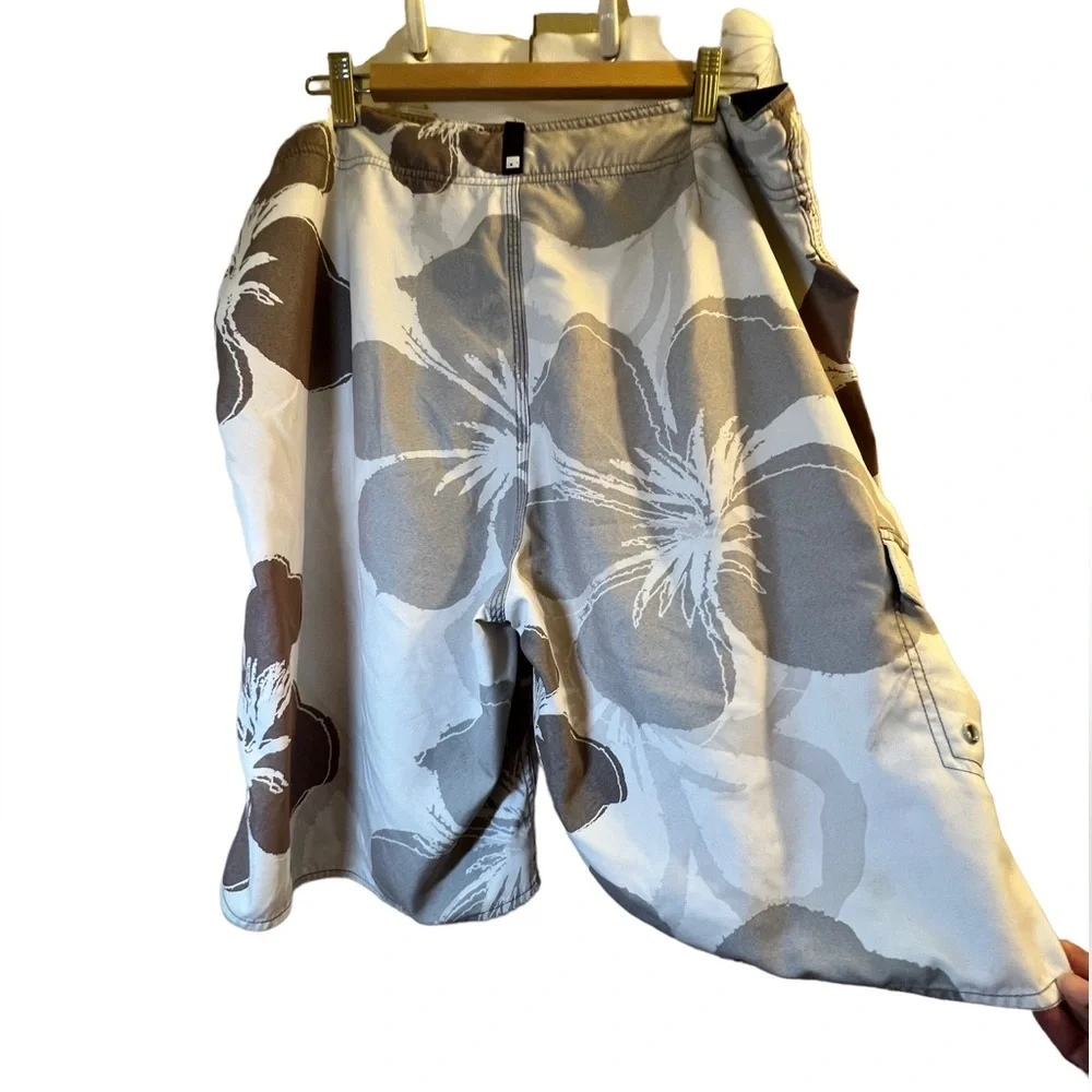 O'Neill expression board shorts size 38 - Picture 2 of 5